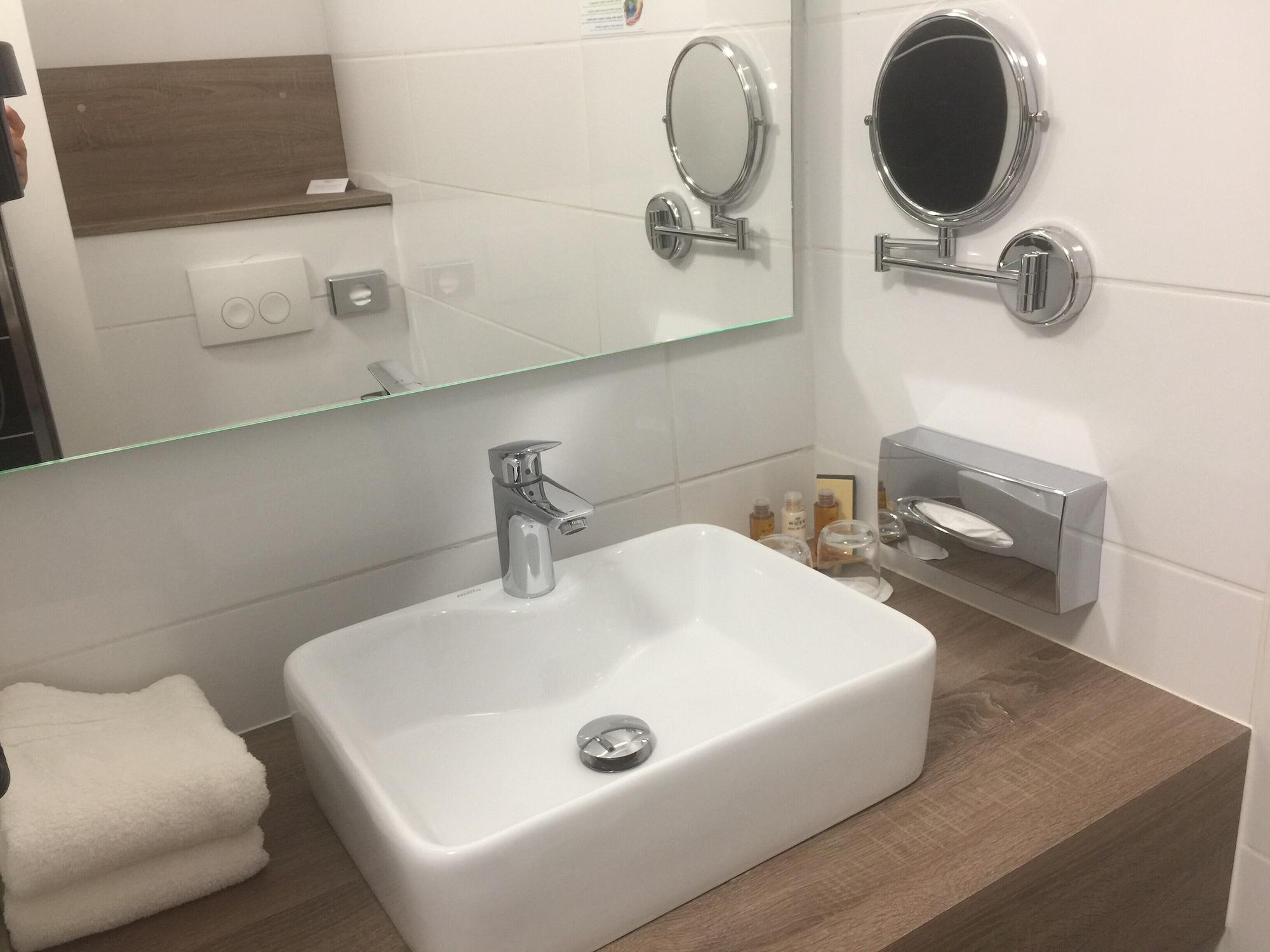 Best Western Le Vauban Prades  Εξωτερικό φωτογραφία